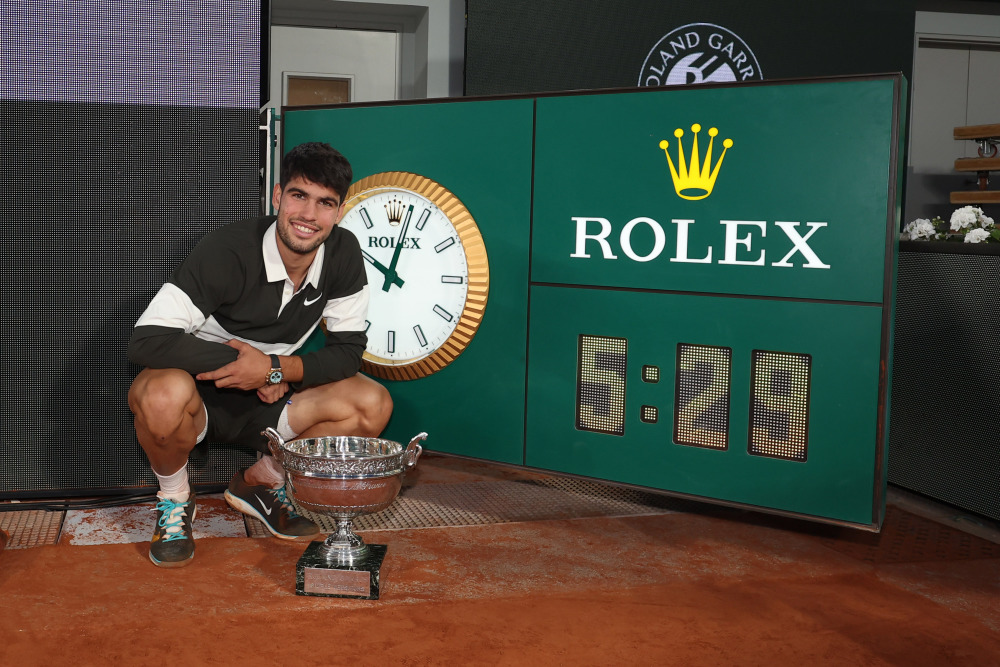 中担任关键 中担任关键