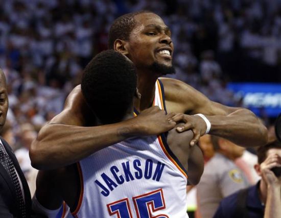 赛事首日 赛事首日